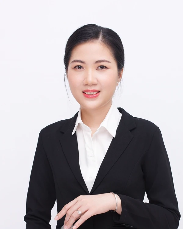 Portrait of Denise Vargo, practice manager